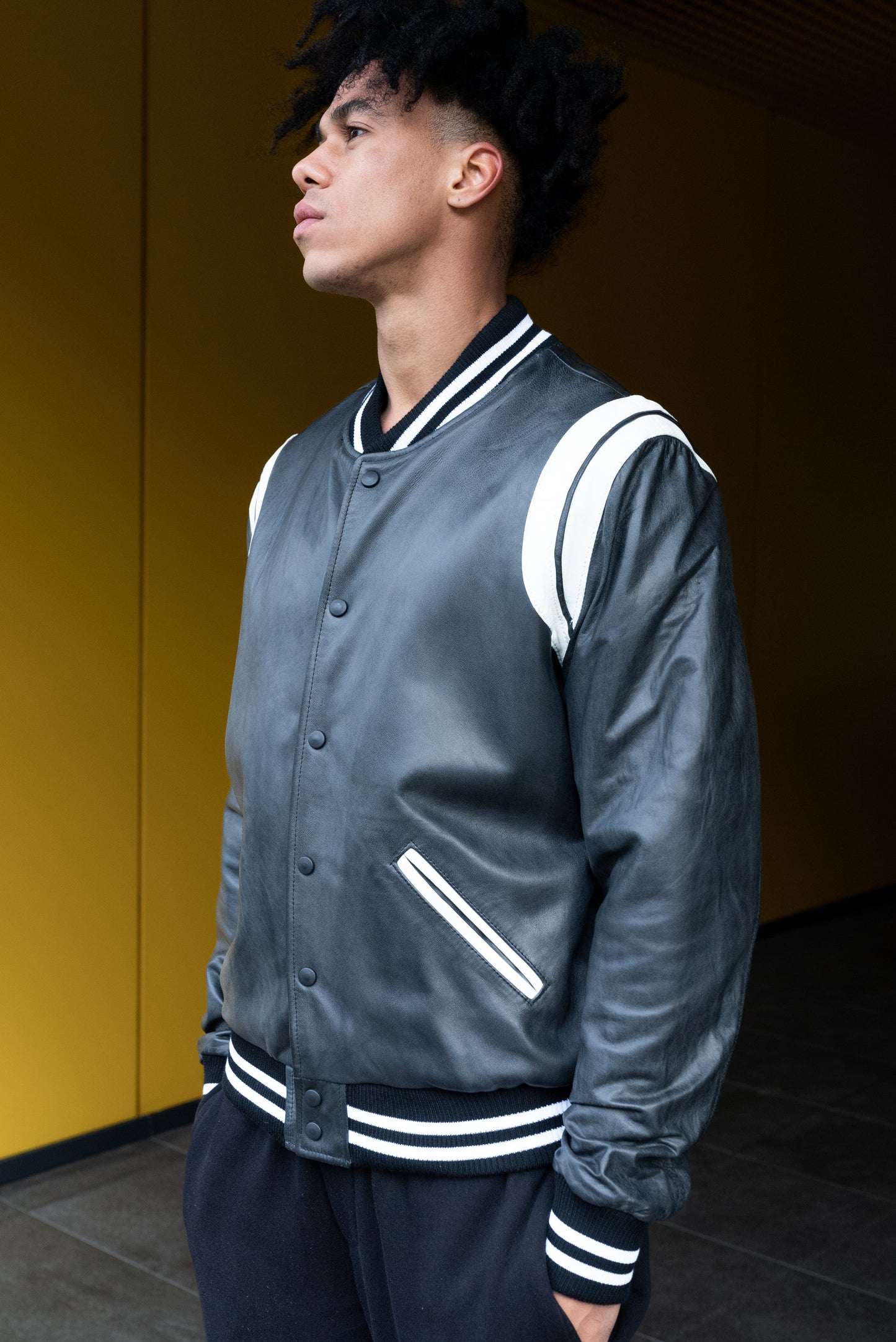 Bomber College Black