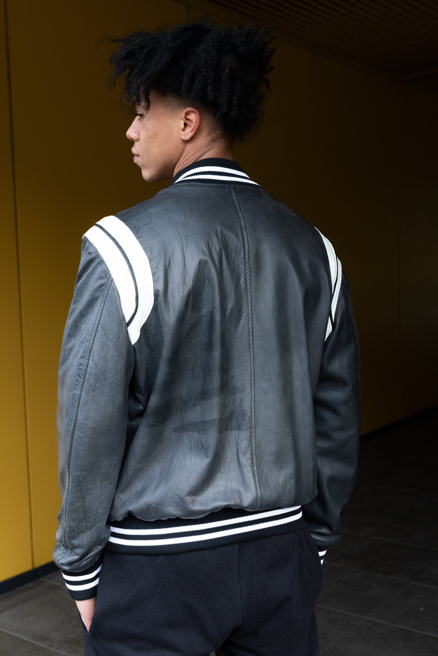 Bomber College Black